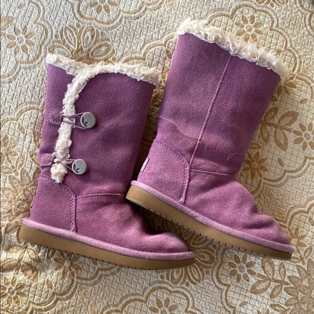 Koolaburra by Ugg Purple Suede kids Boots, so cute!